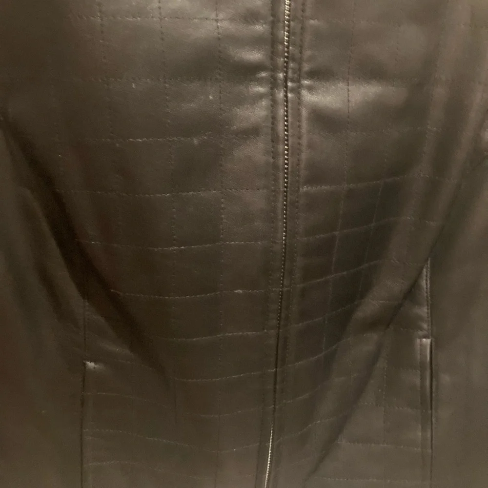 Black soft leather jacket (never worn) - Picture 3 of 5